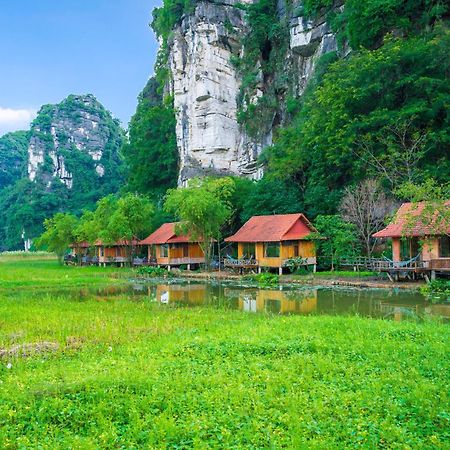 Lotus Field Homestay 宁平 外观 照片