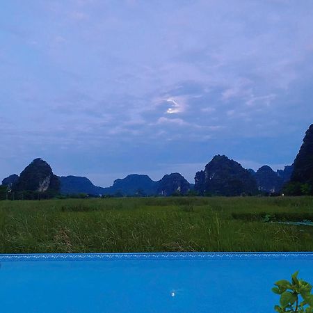 Lotus Field Homestay 宁平 外观 照片