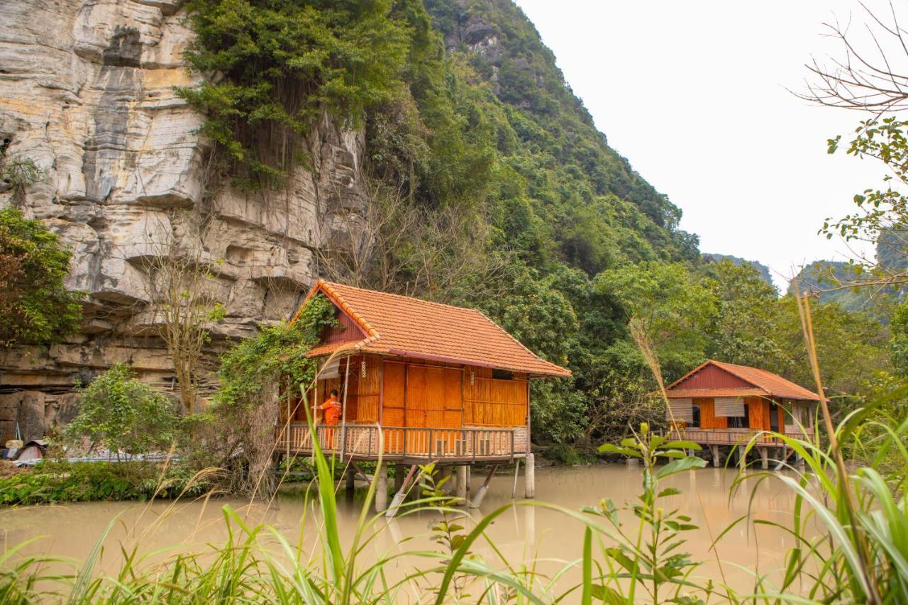 Lotus Field Homestay 宁平 外观 照片