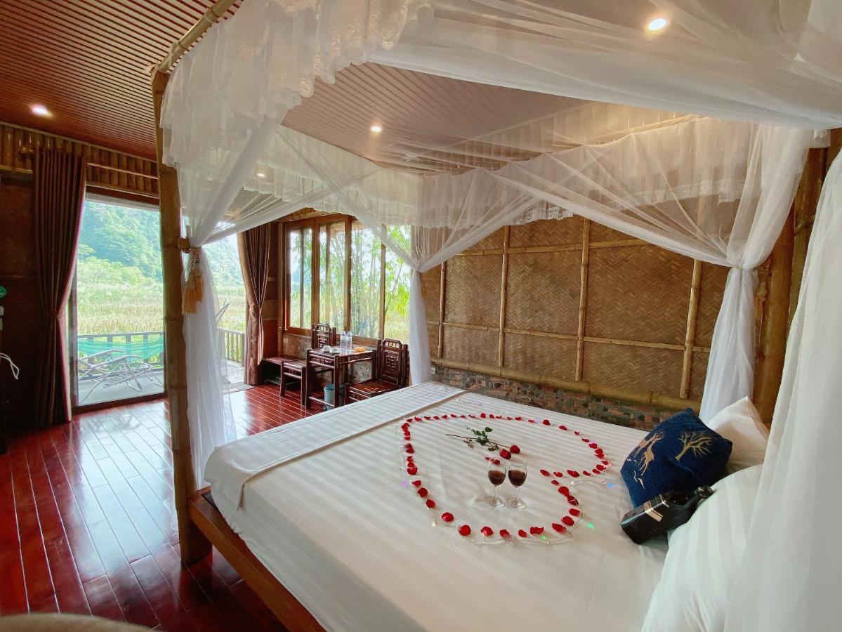 Lotus Field Homestay 宁平 外观 照片