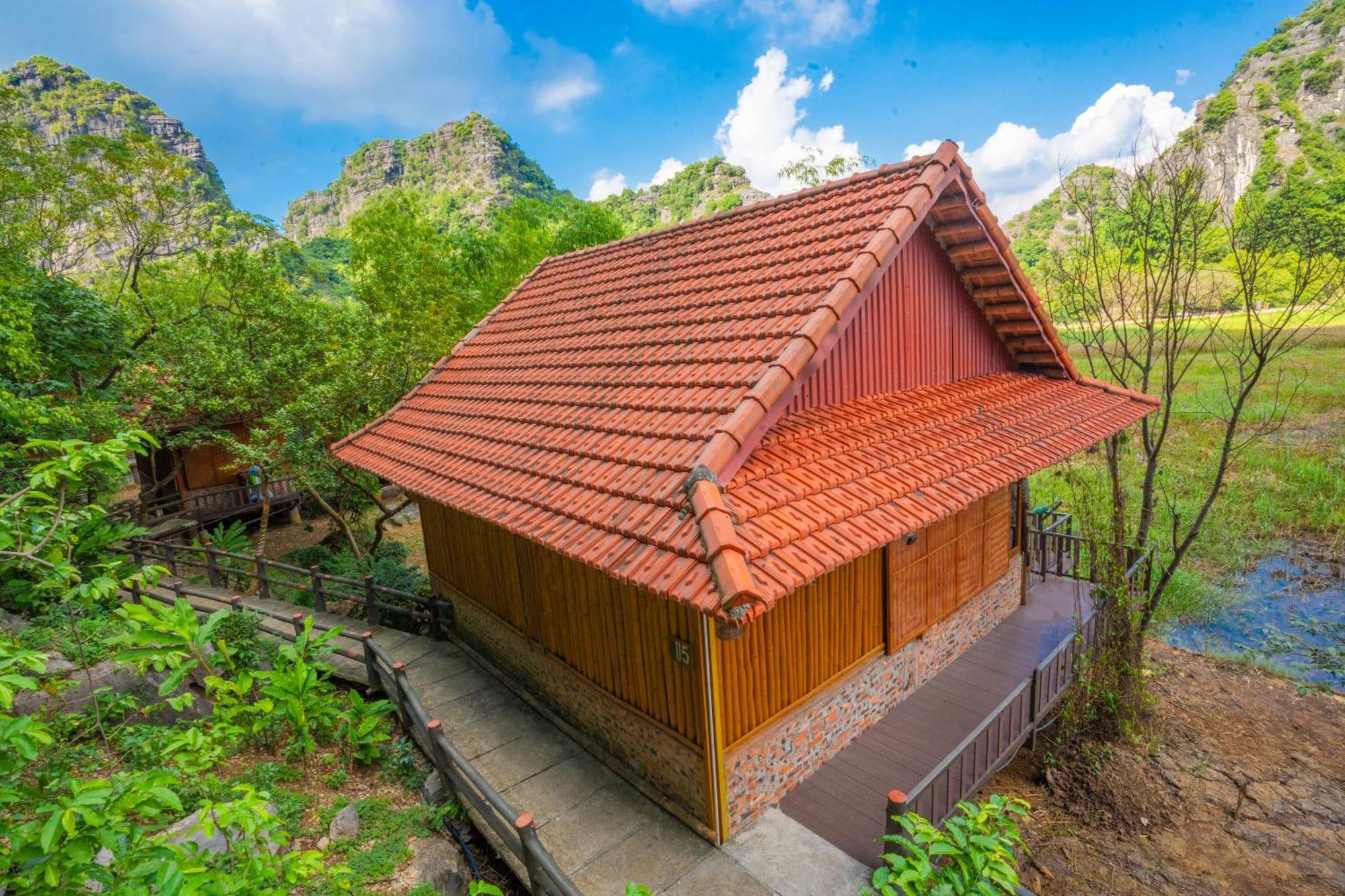 Lotus Field Homestay 宁平 外观 照片