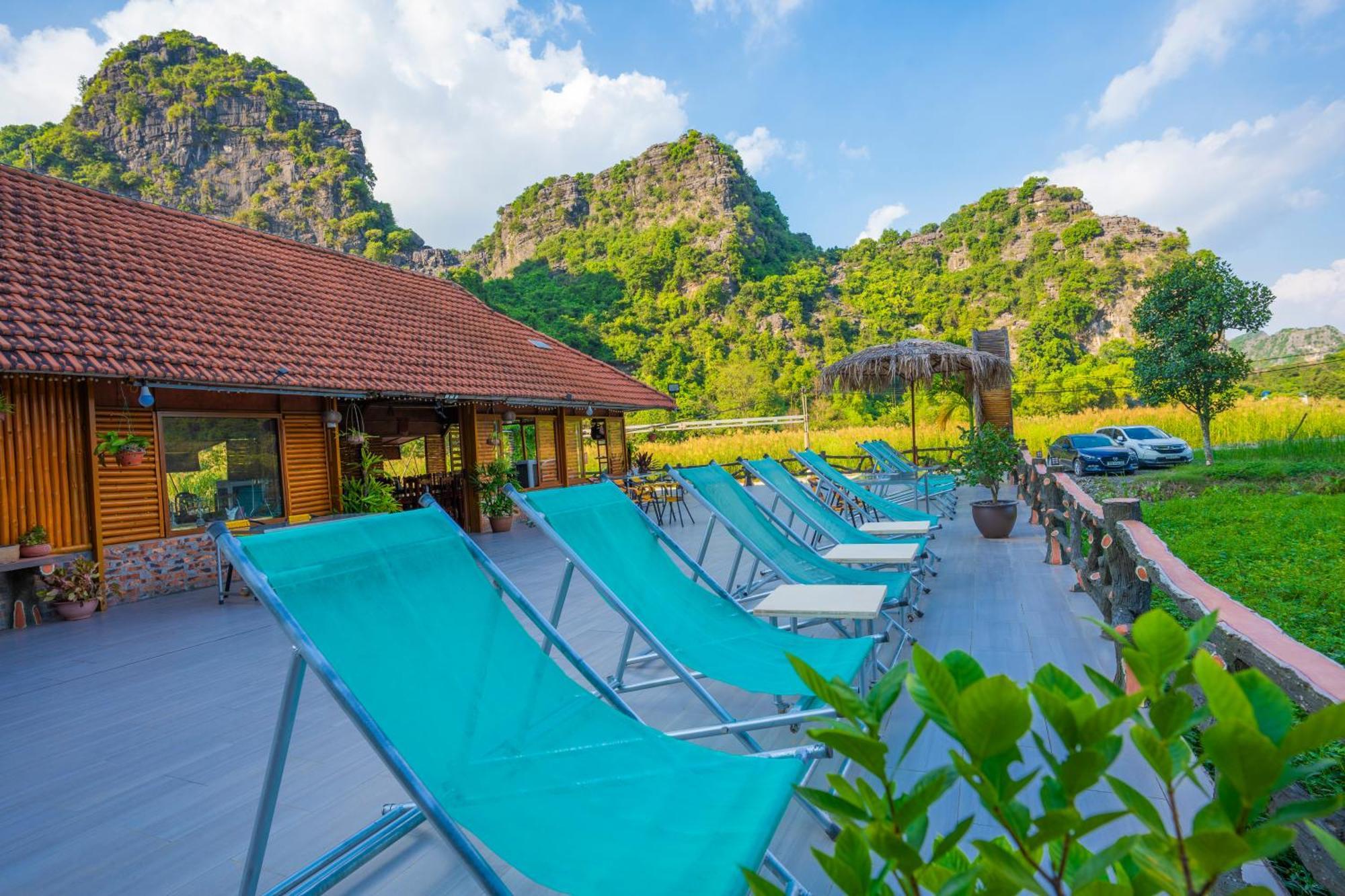 Lotus Field Homestay 宁平 外观 照片