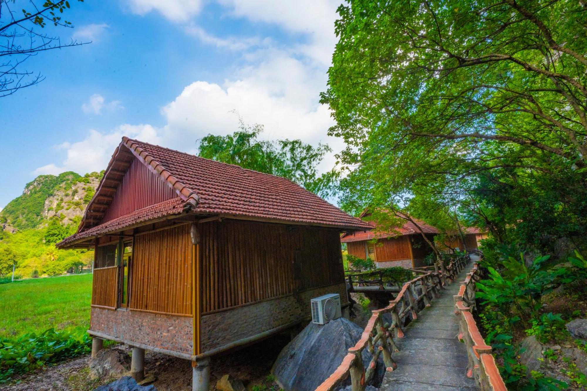 Lotus Field Homestay 宁平 外观 照片